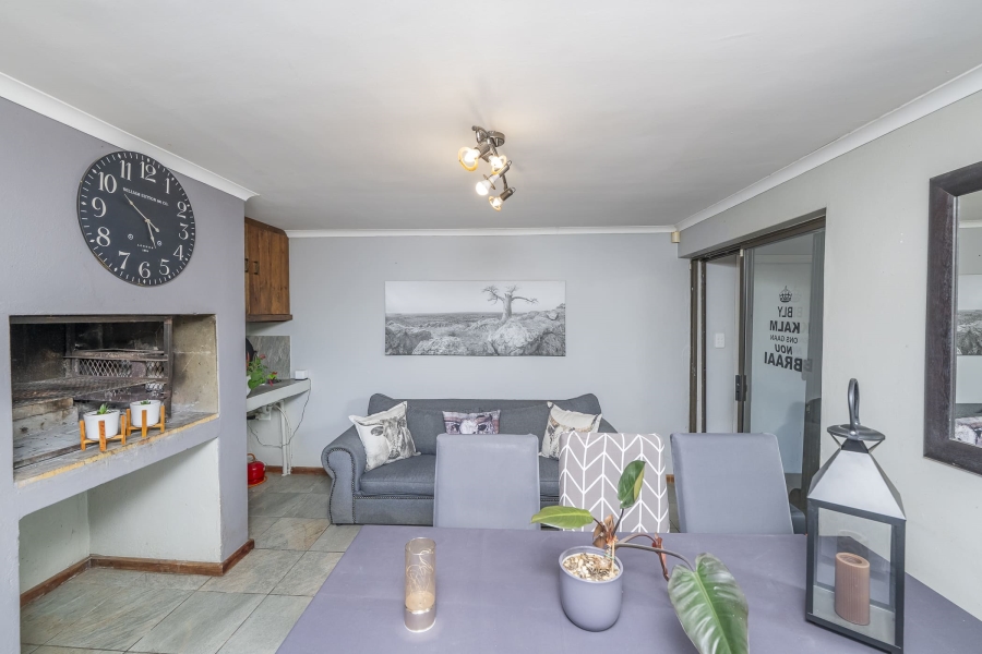 3 Bedroom Property for Sale in Viking Village Western Cape